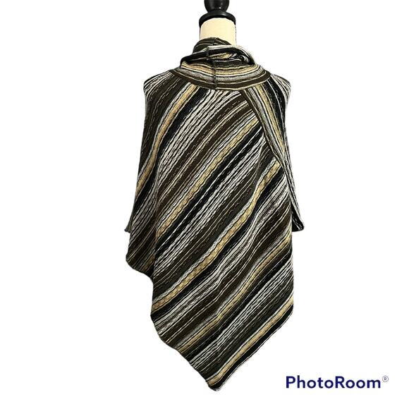 Dillard's | Women's Earth Tone Striped Turtleneck Sweater Poncho Sz ALL - Picture 2 of 3
